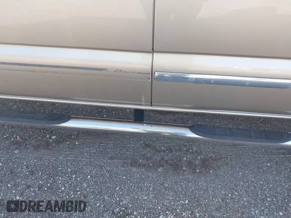 2005 Chevrolet Avalanche LS with VIN 3GNEC12Z45G167762, listed as a IAAI auction lot 40376532 with 157,932 mi miles and . Bid and sale history available at DreamBid. Image 13.