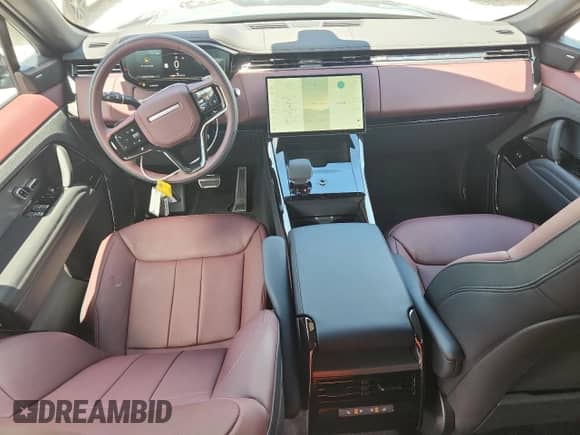 2025 Land Rover Range Rover Sport Dynamic SE z VIN SAL1L9FU3SA469051, wystawiony jako Copart lot #71017845 z przebiegiem 1 698 mil mil oraz Szkoda całkowita • Salvage title. Historia ofert i sprzedaży dostępna na DreamBid. Obrazek 8.