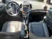 2014 Chevrolet Sonic LTZ с VIN 1G1JE6SB4E4129147, выставлен на аукционе Copart как лот 66730325 с пробегом 137 868 миль миль и Списание • Salvage title. История ставок и продаж доступна на DreamBid. Изображение 8.