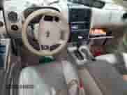 2006 Ford Explorer XLT z VIN 1FMEU73866UA07827, wystawiony jako Copart lot #46151125 z przebiegiem 219 598 mil mil oraz Czysty tytuł • Clean title. Historia ofert i sprzedaży dostępna na DreamBid. Obrazek 8.