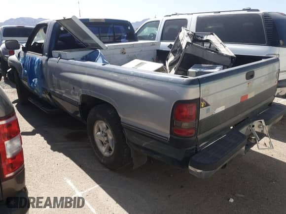 1996 Dodge 1500 with VIN 1B7HC16YXTS618397, listed as a Copart auction lot 52825965 with 282,352 mi miles and Non repairable. Bid and sale history available at DreamBid. Image 2.