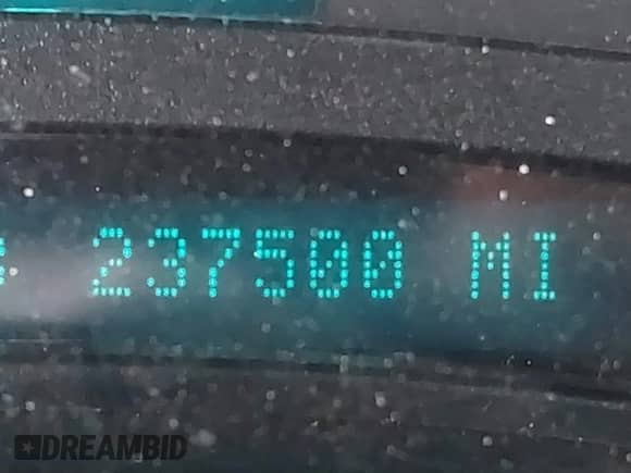 2004 Chevrolet Tahoe LS с VIN 1GNEC13Z24J281612, выставлен на аукционе IAAI как лот 41213348 с пробегом 237 500 миль миль и . История ставок и продаж доступна на DreamBid. Изображение 7.