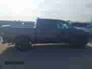 2022 Ram 1500 Big Horn z VIN 1C6RREFT2NN291520, wystawiony jako IAAI lot #42669777 z przebiegiem 31 697 mil mil oraz . Historia ofert i sprzedaży dostępna na DreamBid. Obrazek 6.