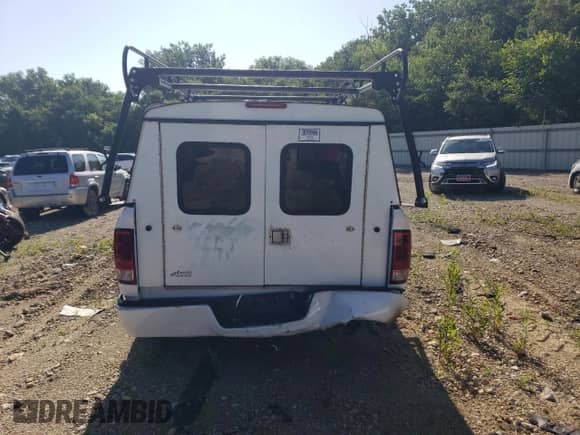 2013 Ram 1500 Tradesman z VIN 1C6RR7FP6DS645313, wystawiony jako Copart lot #57781625 z przebiegiem 299 001 mil mil oraz Szkoda całkowita • Salvage title. Historia ofert i sprzedaży dostępna na DreamBid. Obrazek 6.