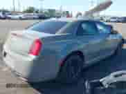 2019 Chrysler 300 S с VIN 2C3CCABG7KH515102, выставлен на аукционе IAAI как лот 43288095 с пробегом 97 099 миль миль и . История ставок и продаж доступна на DreamBid. Изображение 4.