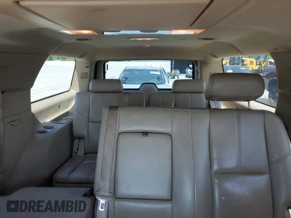 2007 Chevrolet Suburban LTZ с VIN 1GNFK16Y57R347618, выставлен на аукционе Copart как лот 63912165 с пробегом 231 963 миль миль и Чистый • Clean title. История ставок и продаж доступна на DreamBid. Изображение 10.