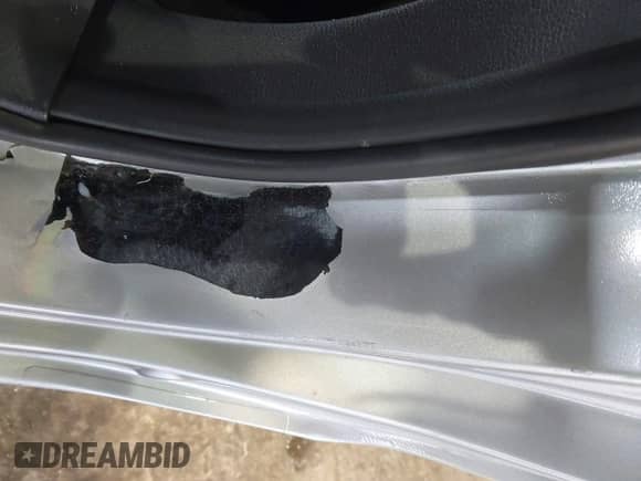 2017 Honda Accord EX-L with VIN 1HGCT1B89HA000776, listed as a IAAI auction lot 41955819 with 102,880 mi miles and . Bid and sale history available at DreamBid. Image 9.