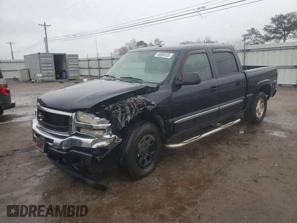 2005 GMC Sierra 1500 SLE z VIN 2GTEK13T351237413, wystawiony jako Copart lot #88888335 z przebiegiem 218 093 mil mil oraz Szkoda całkowita • Salvage title. Historia ofert i sprzedaży dostępna na DreamBid. Obrazek 1.
