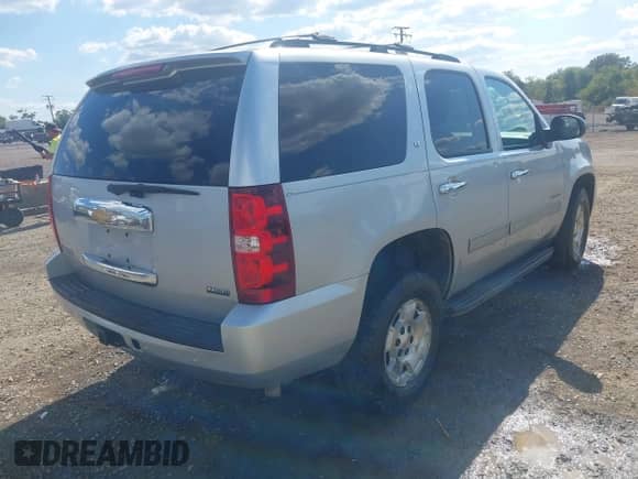 2012 Chevrolet Tahoe LT с VIN 1GNSKBE09CR292066, выставлен на аукционе IAAI как лот 43212517 с пробегом 157 174 миль миль и . История ставок и продаж доступна на DreamBid. Изображение 4.