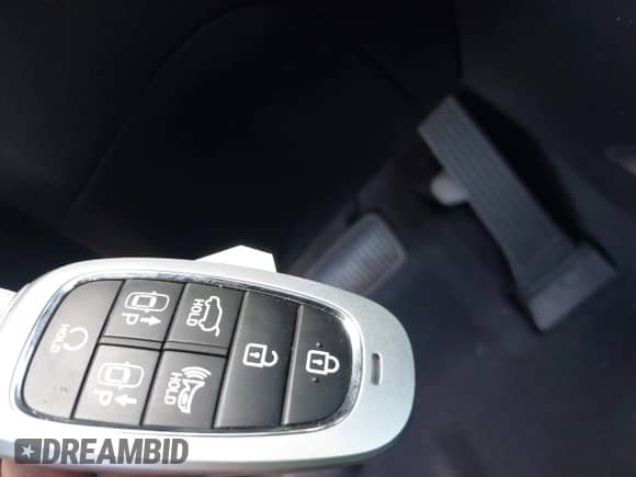 2023 Hyundai Tucson Limited z VIN 5NMJECAE3PH169019, wystawiony jako IAAI lot #43220987 z przebiegiem 11 751 mil mil oraz . Historia ofert i sprzedaży dostępna na DreamBid. Obrazek 11.