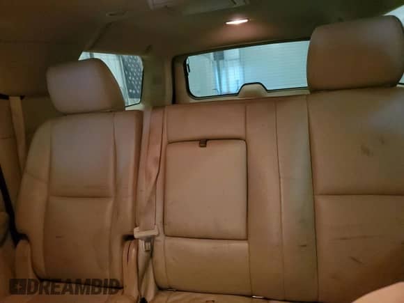 2013 Cadillac Escalade ESV Luxury с VIN 1GYS4HEF6DR319584, выставлен на аукционе Copart как лот 64249015 с пробегом 166 223 миль миль и Списание • Salvage title. История ставок и продаж доступна на DreamBid. Изображение 10.