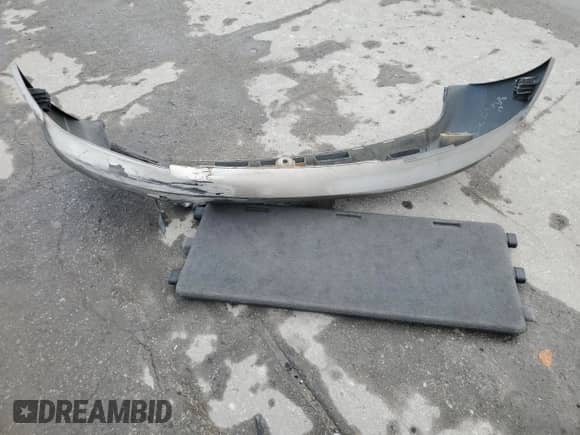 2003 Chevrolet TrailBlazer EXT LT z VIN 1GNET16SX36126919, wystawiony jako Copart lot #82130895 z przebiegiem 139 103 mil mil oraz Szkoda całkowita • Salvage title. Historia ofert i sprzedaży dostępna na DreamBid. Obrazek 13.