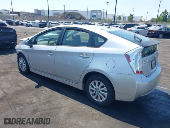 2013 Toyota Prius with VIN JTDKN3DP4D3038418, listed as a IAAI auction lot 42758552 with 89,368 mi miles and . Bid and sale history available at DreamBid. Image 3.