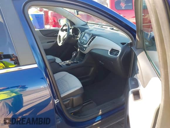 2022 Chevrolet Equinox LT with VIN 2GNAXKEV6N6130256, listed as a IAAI auction lot 43246938 with 84,679 mi miles and . Bid and sale history available at DreamBid. Image 5.