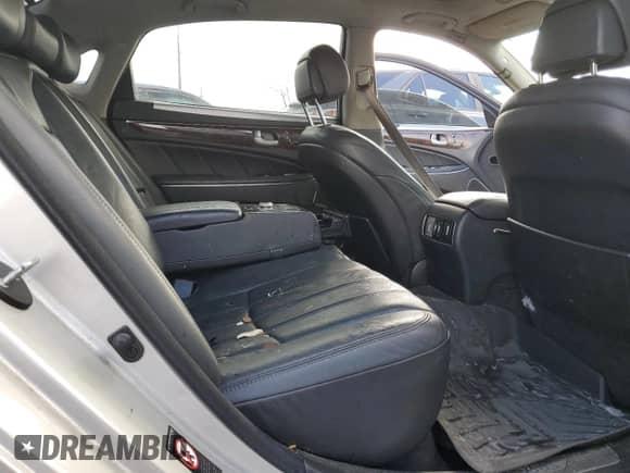 2013 Hyundai Equus Signature с VIN KMHGH4JH8DU058788, выставлен на аукционе Copart как лот 46627145 с пробегом 80 753 миль миль и Списание • Salvage title. История ставок и продаж доступна на DreamBid. Изображение 10.