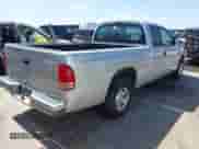 2002 Dodge Dakota SLT с VIN 1B7GL42X72S582306, выставлен на аукционе IAAI как лот 41823338 с пробегом 163 455 миль миль и . История ставок и продаж доступна на DreamBid. Изображение 4.