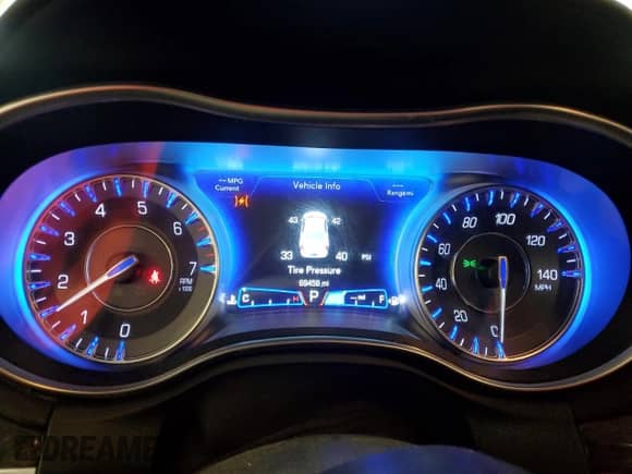 2020 Chrysler 300 Limited с VIN 2C3CCAEGXLH102880, выставлен на аукционе Copart как лот 60870755 с пробегом 69 458 миль миль и Списание • Salvage title. История ставок и продаж доступна на DreamBid. Изображение 9.