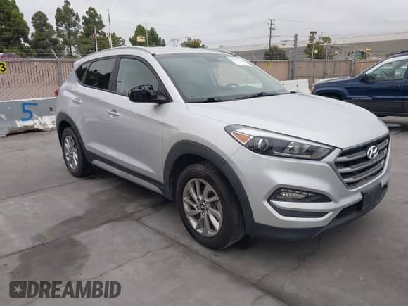 2018 Hyundai Tucson SEL с VIN KM8J33A40JU758151, выставлен на аукционе IAAI как лот 43412219 с пробегом 92 452 миль миль и . История ставок и продаж доступна на DreamBid. Изображение 1.