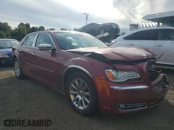 2011 Chrysler 300 C с VIN 2C3CA6CT0BH528501, выставлен на аукционе Copart как лот 84598305 с пробегом 132 067 миль миль и Списание • Salvage title. История ставок и продаж доступна на DreamBid. Изображение 4.