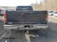 2005 Chevrolet Silverado 1500 z VIN 1GCEC14X05Z224219, wystawiony jako Copart lot #49984315 z przebiegiem Nie podano mil oraz Szkoda całkowita • Salvage title. Historia ofert i sprzedaży dostępna na DreamBid. Obrazek 6.