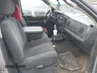 2002 Dodge 1500 z VIN 1D7HA16N32J195314, wystawiony jako IAAI lot #43535279 z przebiegiem 308 869 mil mil oraz . Historia ofert i sprzedaży dostępna na DreamBid. Obrazek 5.