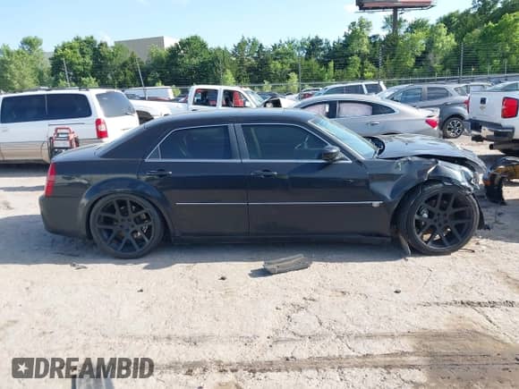 2006 Chrysler 300 C SRT-8 with VIN 2C3LA73W66H219444, listed as a IAAI auction lot 42540028 with 199,913 mi miles and . Bid and sale history available at DreamBid. Image 14.