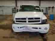 2001 Dodge 1500 с VIN 3B7HF13Y31M294078, выставлен на аукционе Copart как лот 61182945 с пробегом 176 433 миль миль и Списание • Salvage title. История ставок и продаж доступна на DreamBid. Изображение 5.