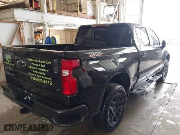 2024 Chevrolet Silverado 1500 LT Trail Boss with VIN 3GCUDFE83RG309753, listed as a IAAI auction lot 43305258 with 28,478 mi miles and . Bid and sale history available at DreamBid. Image 4.