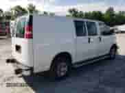 2022 Chevrolet Express Cargo z VIN 1GCWGAF77N1268206, wystawiony jako Copart lot #57682045 z przebiegiem 38 756 mil mil oraz Szkoda całkowita • Salvage title. Historia ofert i sprzedaży dostępna na DreamBid. Obrazek 3.