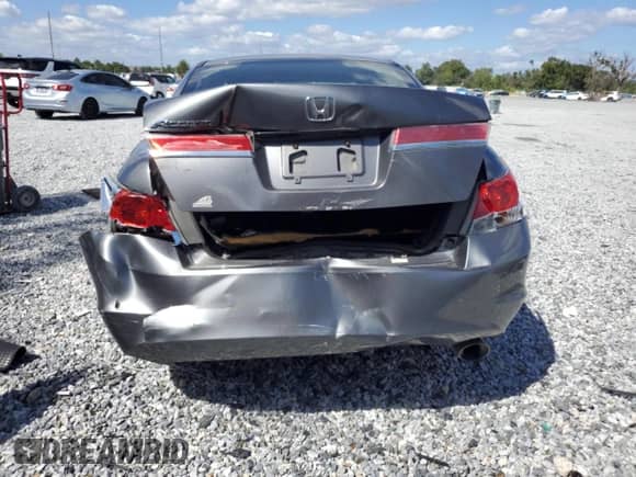 2012 Honda Accord LX with VIN 1HGCP2F35CA194711, listed as a Copart auction lot 86138195 with 104,992 mi miles and Non repairable. Bid and sale history available at DreamBid. Image 6.