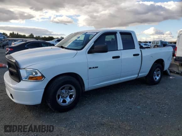 2009 Dodge 1500 ST с VIN 1D3HB18K19S750699, выставлен на аукционе Copart как лот 86498805 с пробегом 183 492 миль миль и Списание • Salvage title. История ставок и продаж доступна на DreamBid. Изображение 1.