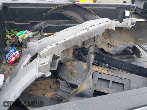 2021 Toyota Tacoma SR5 с VIN 3TMDZ5BN3MM103252, выставлен на аукционе IAAI как лот 43196030 с пробегом 71 333 миль миль и . История ставок и продаж доступна на DreamBid. Изображение 12.