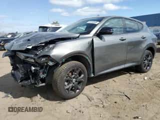 2024 Dodge Hornet GT z VIN ZACNDFAN2R3A37928, wystawiony jako Copart lot #53243405 z przebiegiem 7 904 mil mil oraz Czysty tytuł • Clean title. Historia ofert i sprzedaży dostępna na DreamBid. Obrazek 1.