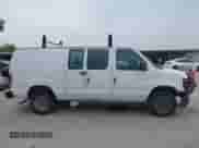 2008 Ford Econoline Cargo Commercial z VIN 1FTSE34L98DA08053, wystawiony jako IAAI lot #42277418 z przebiegiem 248 717 mil mil oraz . Historia ofert i sprzedaży dostępna na DreamBid. Obrazek 13.