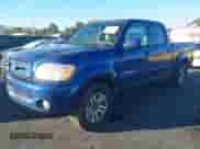 2005 Toyota Tundra Limited с VIN 5TBDT48185S490150, выставлен на аукционе IAAI как лот 43476350 с пробегом 285 794 миль миль и . История ставок и продаж доступна на DreamBid. Изображение 17.