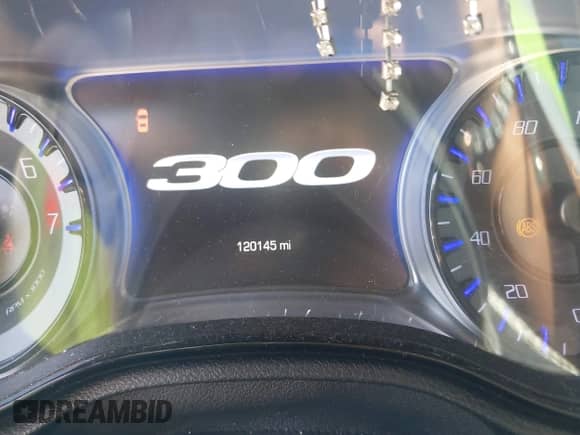 2015 Chrysler 300 S с VIN 2C3CCAGG7FH923551, выставлен на аукционе IAAI как лот 43244491 с пробегом 120 145 миль миль и . История ставок и продаж доступна на DreamBid. Изображение 7.