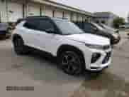 2022 Chevrolet TrailBlazer RS with VIN KL79MUSL8NB076424, listed as a Copart auction lot 61053695 with 45,803 mi miles and Salvage title. Bid and sale history available at DreamBid. Image 4.