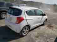 2022 Chevrolet Spark LS z VIN KL8CB6SA1NC023138, wystawiony jako Copart lot #81491605 z przebiegiem 84 972 mil mil oraz Szkoda całkowita • Salvage title. Historia ofert i sprzedaży dostępna na DreamBid. Obrazek 3.