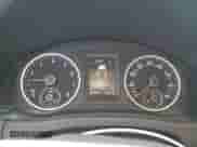 2017 Volkswagen Tiguan S с VIN WVGBV7AX8HK000399, выставлен на аукционе Copart как лот 85761215 с пробегом 86 405 миль миль и Списание • Salvage title. История ставок и продаж доступна на DreamBid. Изображение 9.