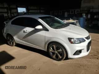 2020 Chevrolet Sonic Premier с VIN 1G1JF5SB9L4111621, выставлен на аукционе Copart как лот 70652655 с пробегом 85 927 миль миль и Списание • Salvage title. История ставок и продаж доступна на DreamBid. Изображение 4.