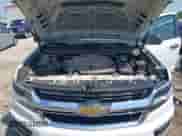 2019 Chevrolet Colorado 2WD Work Truck z VIN 1GCHSBEN9K1179407, wystawiony jako IAAI lot #43193466 z przebiegiem 148 933 mil mil oraz . Historia ofert i sprzedaży dostępna na DreamBid. Obrazek 10.