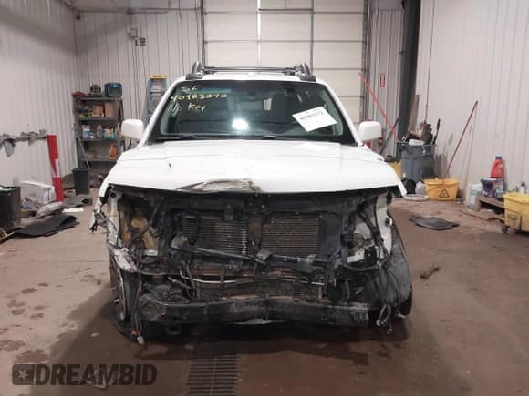 2014 Nissan Frontier SV z VIN 1N6AD0EV8EN731568, wystawiony jako IAAI lot #40983372 z przebiegiem Nie podano mil oraz . Historia ofert i sprzedaży dostępna na DreamBid. Obrazek 12.