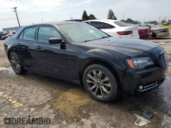 2014 Chrysler 300 S с VIN 2C3CCAGG9EH384106, выставлен на аукционе Copart как лот 67791295 с пробегом 136 400 миль миль и Чистый • Clean title. История ставок и продаж доступна на DreamBid. Изображение 4.