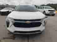 2024 Chevrolet Trax LT с VIN KL77LHE2XRC215585, выставлен на аукционе Copart как лот 83996075 с пробегом 47 514 миль миль и Списание • Salvage title. История ставок и продаж доступна на DreamBid. Изображение 5.
