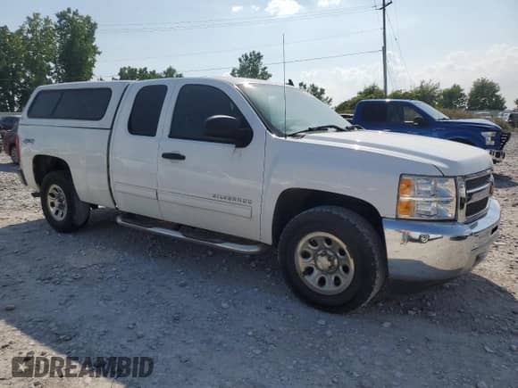 2013 Chevrolet Silverado 1500 LT z VIN 1GCRKSEA2DZ353887, wystawiony jako Copart lot #67435005 z przebiegiem 122 743 mil mil oraz Czysty tytuł • Clean title. Historia ofert i sprzedaży dostępna na DreamBid. Obrazek 4.