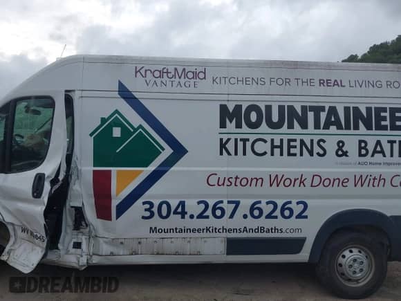 2020 Ram ProMaster Cargo z VIN 3C6URVHG6LE104162, wystawiony jako IAAI lot #42875799 z przebiegiem 36 917 mil mil oraz . Historia ofert i sprzedaży dostępna na DreamBid. Obrazek 14.