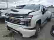 2022 Chevrolet Silverado 3500HD High Country z VIN 1GC4YVEY4NF150364, wystawiony jako Copart lot #69453445 z przebiegiem 58 659 mil mil oraz Szkoda całkowita • Salvage title. Historia ofert i sprzedaży dostępna na DreamBid. Obrazek 1.