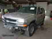 2005 Chevrolet Tahoe LS с VIN 1GNEK13T75J191193, выставлен на аукционе IAAI как лот 42267565 с пробегом 242 247 миль миль и . История ставок и продаж доступна на DreamBid. Изображение 17.