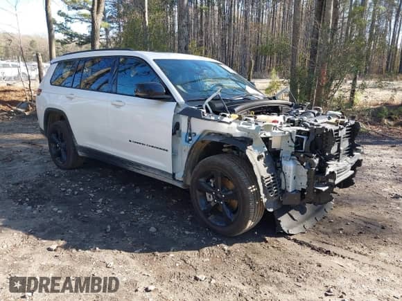 2024 Jeep Grand Cherokee Altitude z VIN 1C4RJKAG2R8933862, wystawiony jako IAAI lot #41864040 z przebiegiem 11 244 mil mil oraz . Historia ofert i sprzedaży dostępna na DreamBid. Obrazek 1.