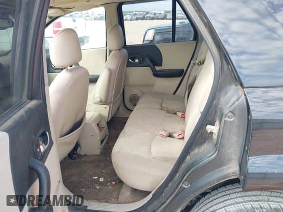 2005 Saturn VUE с VIN 5GZCZ23D35S828082, выставлен на аукционе IAAI как лот 40367784 с пробегом Не указан миль и . История ставок и продаж доступна на DreamBid. Изображение 8.